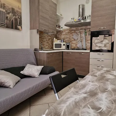 Aurora's House Materdei 아파트 나폴리